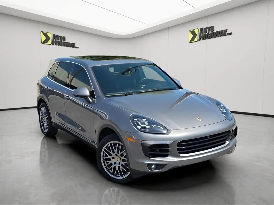 2016 Porsche 958 Cayenne - Image 10 of 20