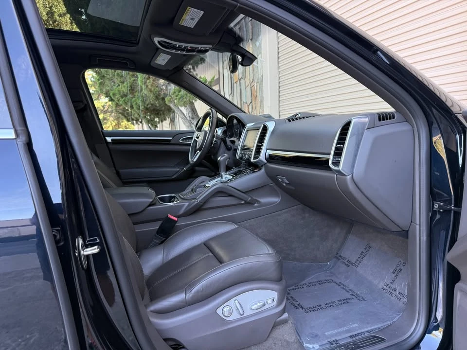 2016 Porsche 958 Cayenne - Image 11 of 20