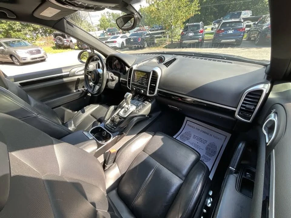 2016 Porsche 958 Cayenne - Image 15 of 20