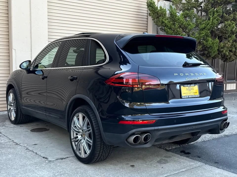 2016 Porsche 958 Cayenne - Image 2 of 20