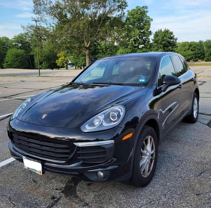 2016 Porsche 958 Cayenne - Image 2 of 9