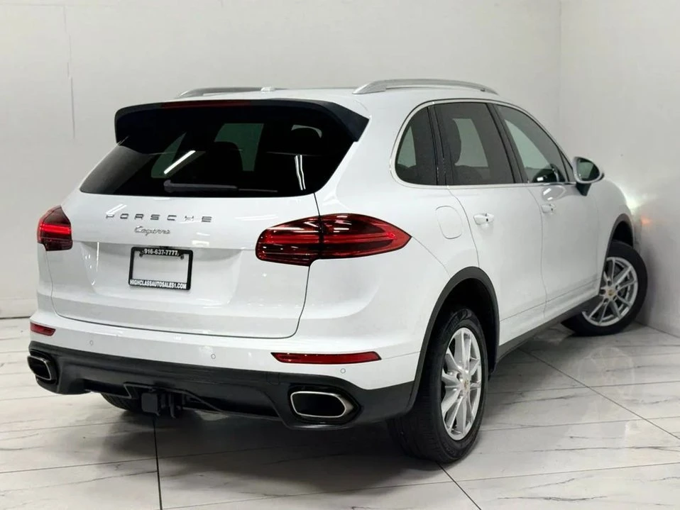 2016 Porsche 958 Cayenne - Image 11 of 20