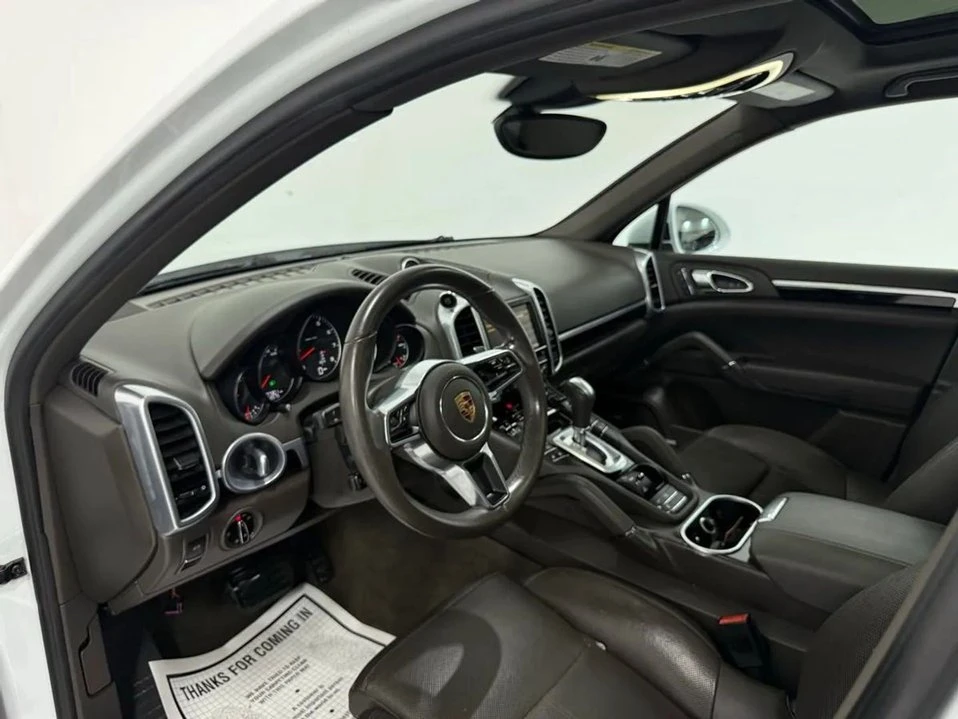2016 Porsche 958 Cayenne - Image 14 of 20