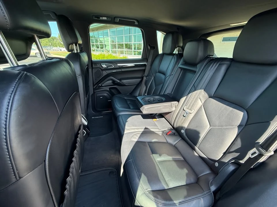 2016 Porsche 958 Cayenne - Image 19 of 20