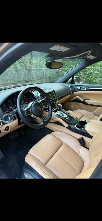 2016 Porsche 958 Cayenne - Image 7 of 10