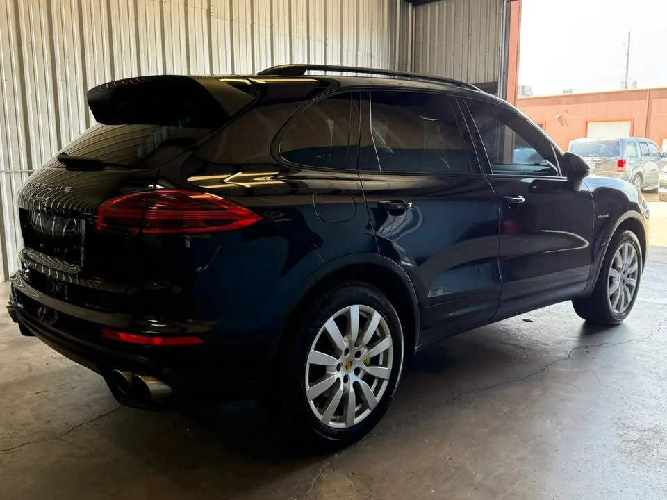 2016 Porsche 958 Cayenne - Image 8 of 20