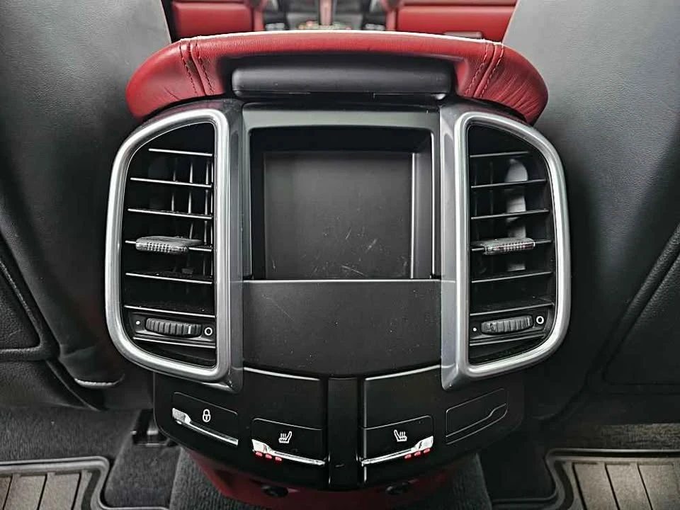 2016 Porsche 958 Cayenne - Image 19 of 20