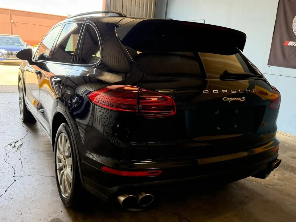 2016 Porsche 958 Cayenne - Image 7 of 20