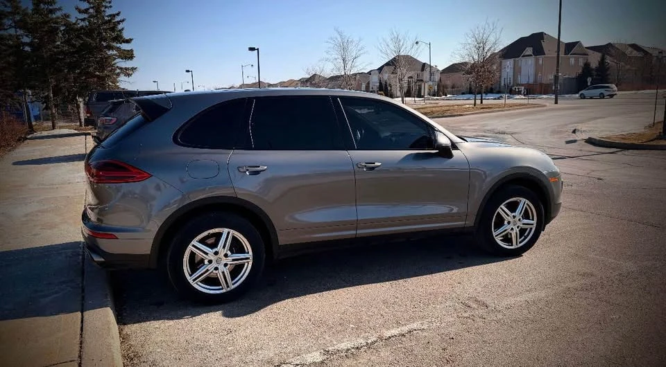 2016 Porsche 958 Cayenne - Image 4 of 5