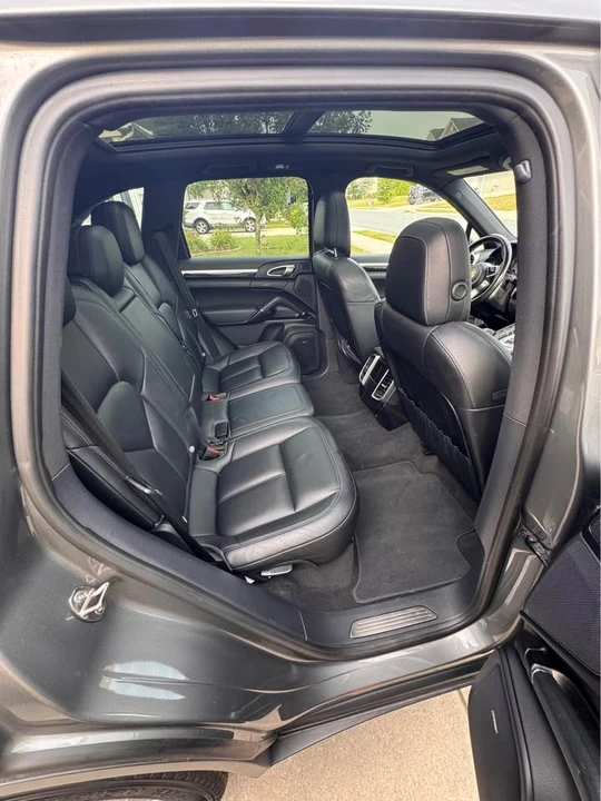 2016 Porsche 958 Cayenne - Image 15 of 17