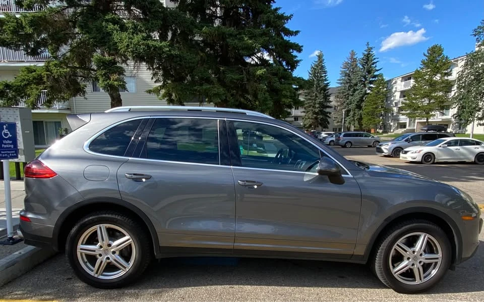 2016 Porsche 958 Cayenne - Image 6 of 8