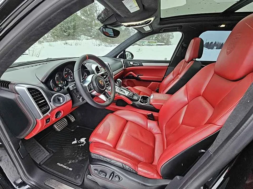 2016 Porsche 958 Cayenne - Image 12 of 20