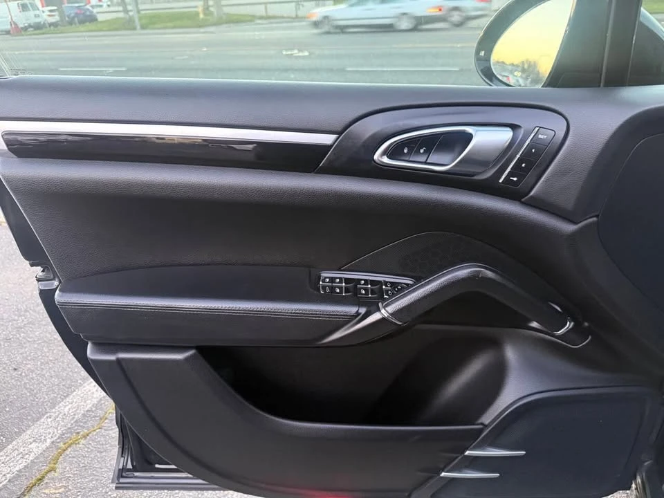 2016 Porsche 958 Cayenne - Image 19 of 20