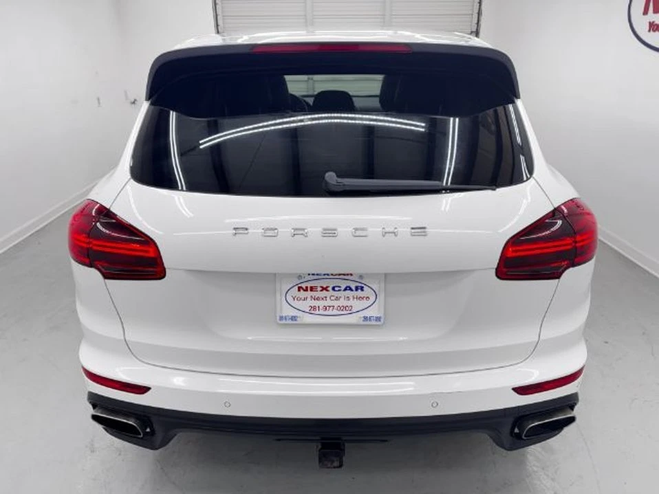 2016 Porsche 958 Cayenne - Image 6 of 20