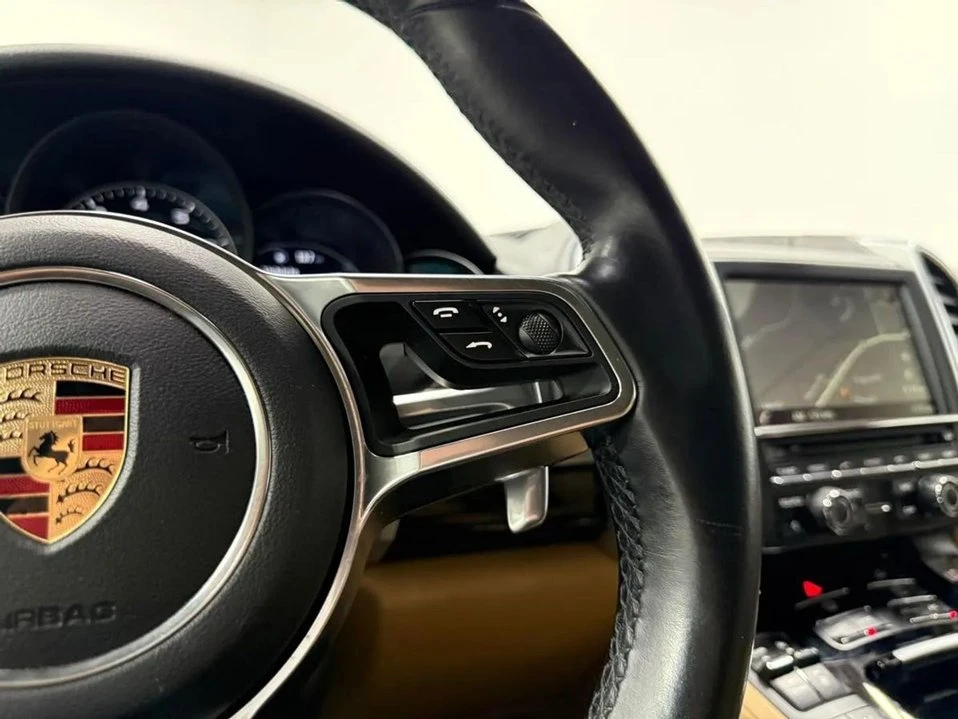 2016 Porsche 958 Cayenne - Image 17 of 20