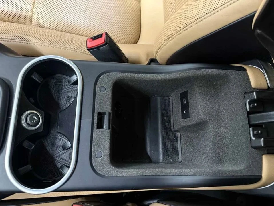 2016 Porsche 958 Cayenne - Image 16 of 20