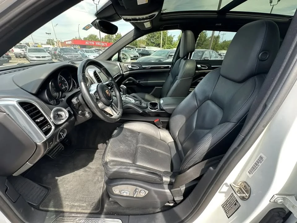 2016 Porsche 958 Cayenne - Image 10 of 20