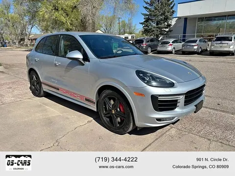 2016 Porsche Cayenne GTS