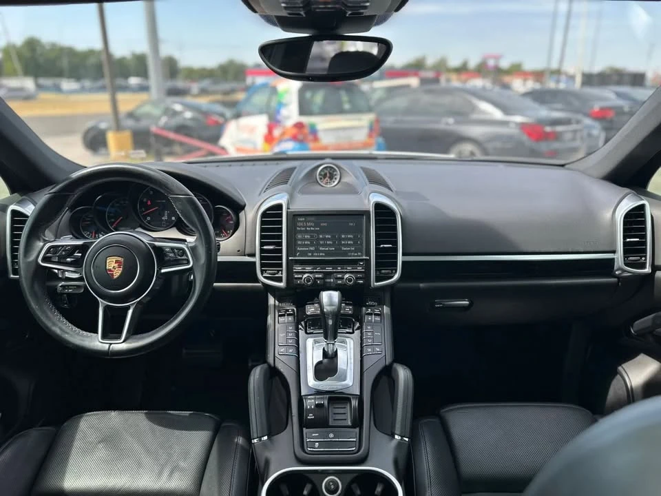 2016 Porsche 958 Cayenne - Image 12 of 20