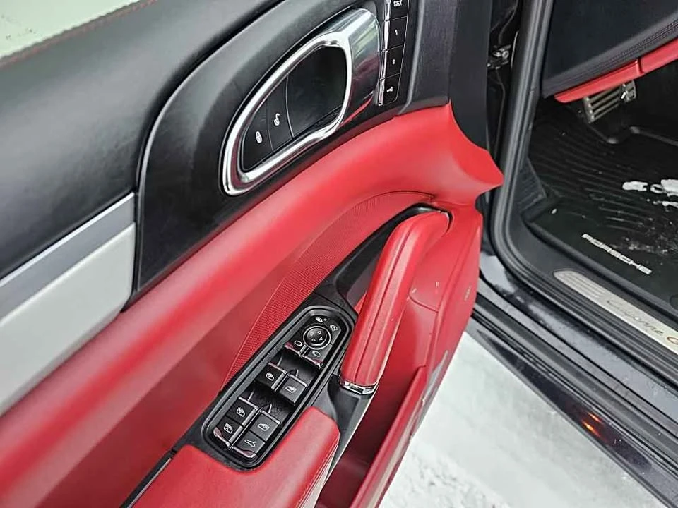 2016 Porsche 958 Cayenne - Image 11 of 20