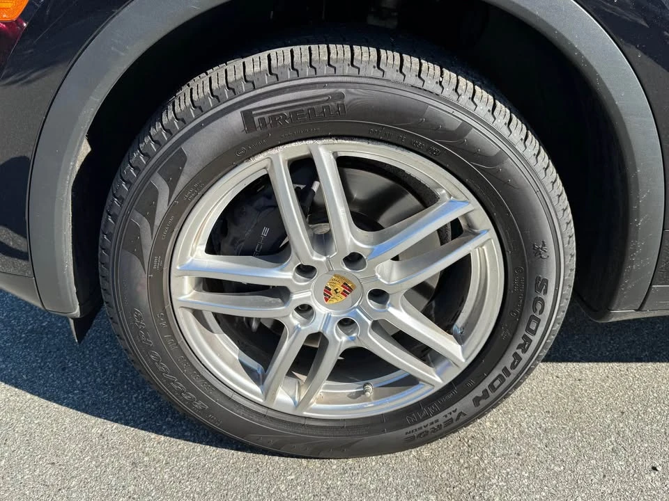 2016 Porsche 958 Cayenne - Image 9 of 15