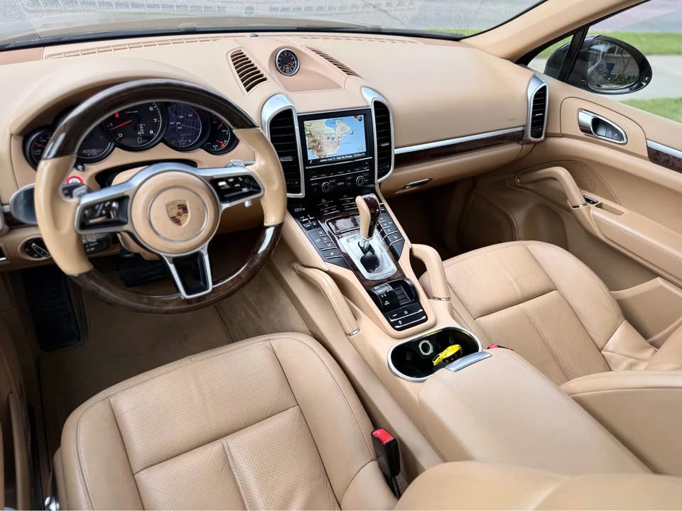 2016 Porsche 958 Cayenne - Image 16 of 20