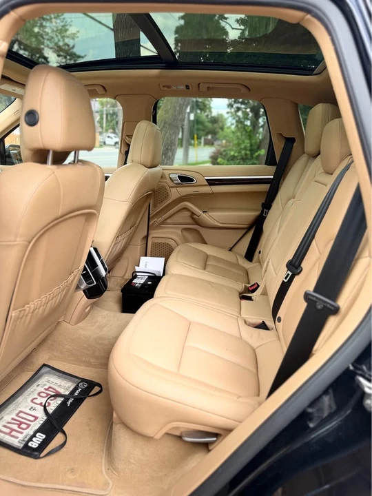 2016 Porsche 958 Cayenne - Image 13 of 20