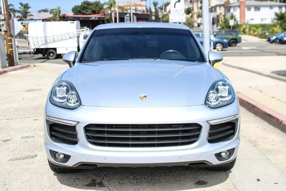 2016 Porsche 958 Cayenne - Image 9 of 20