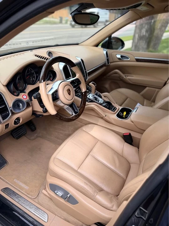 2016 Porsche 958 Cayenne - Image 6 of 20