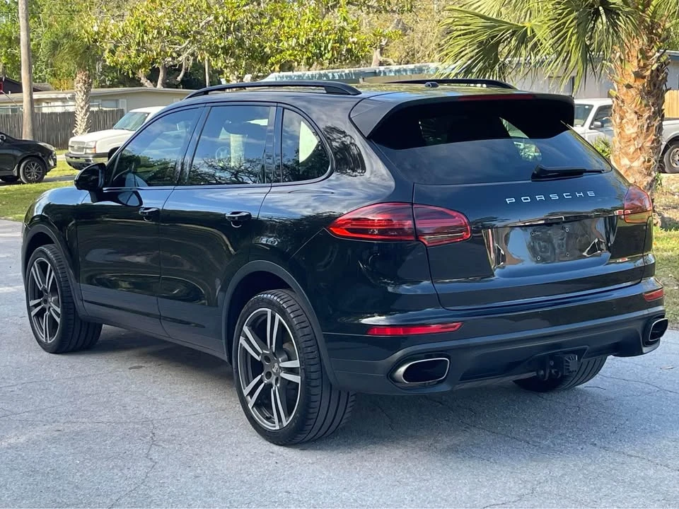 2016 Porsche 958 Cayenne - Image 5 of 16