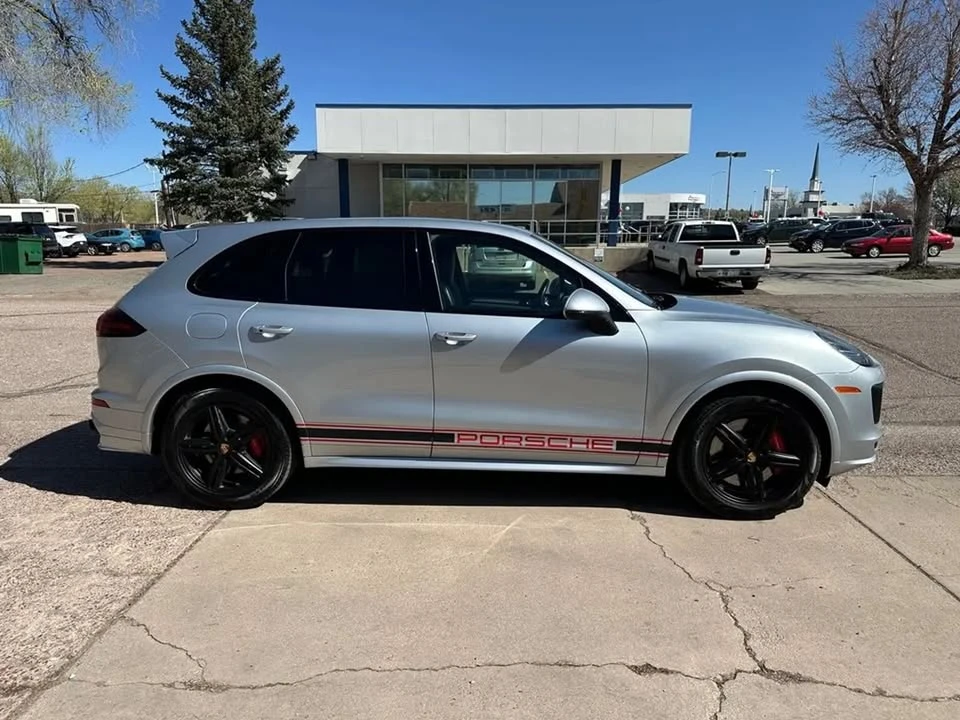 2016 Porsche 958 Cayenne - Image 2 of 17