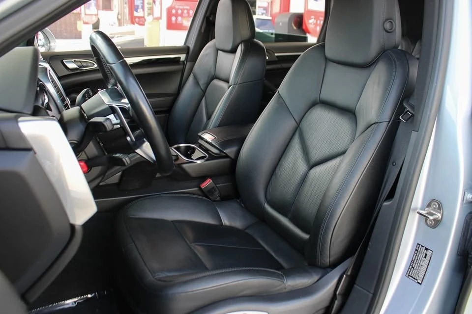 2016 Porsche 958 Cayenne - Image 15 of 20