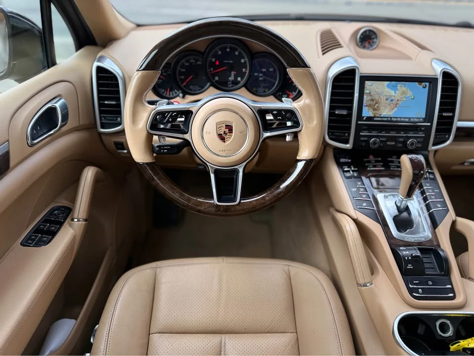 2016 Porsche 958 Cayenne - Image 15 of 20