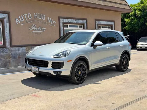 2016 Porsche Cayenne Base