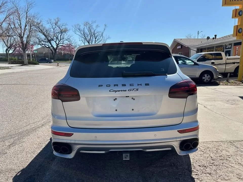 2016 Porsche 958 Cayenne - Image 4 of 17