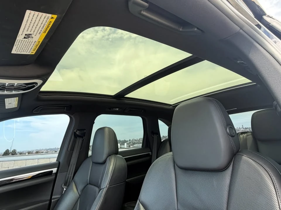 2016 Porsche 958 Cayenne - Image 15 of 20