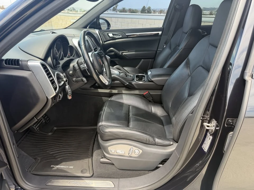 2016 Porsche 958 Cayenne - Image 16 of 20