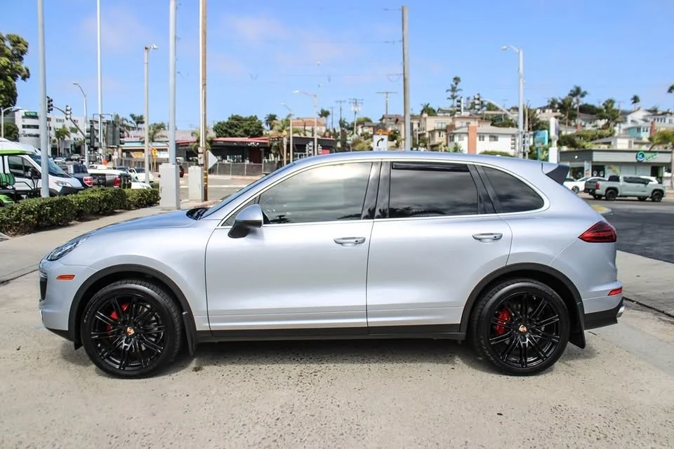 2016 Porsche 958 Cayenne - Image 2 of 20