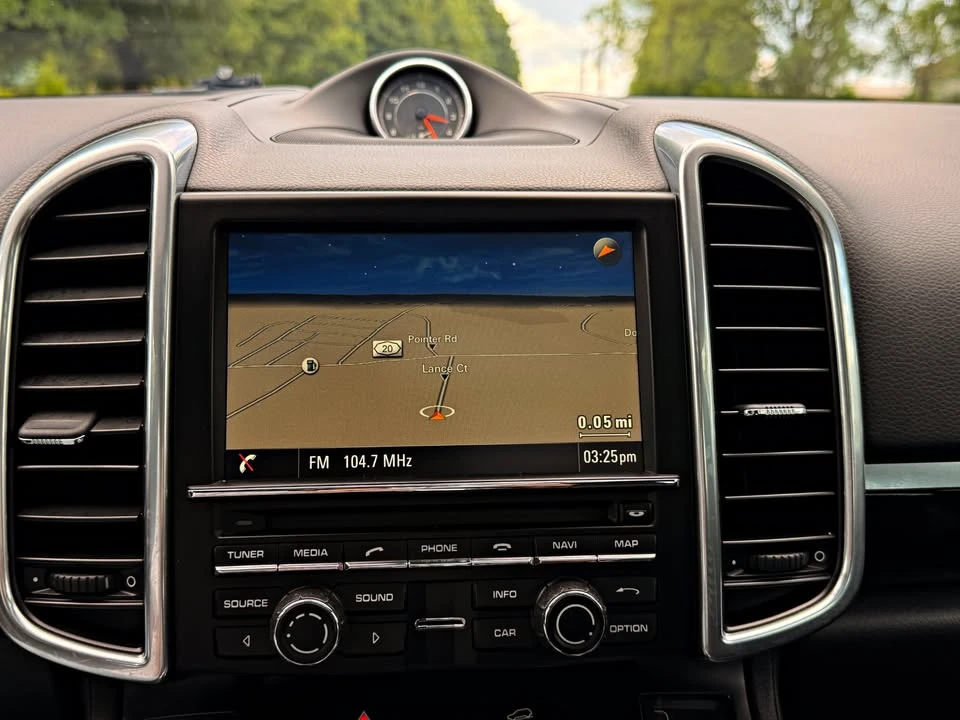 2016 Porsche 958 Cayenne - Image 13 of 19
