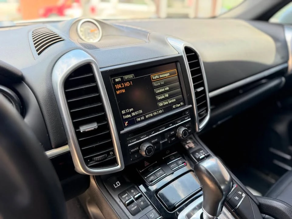 2016 Porsche 958 Cayenne - Image 17 of 20