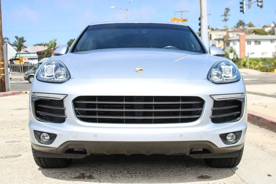 2016 Porsche 958 Cayenne - Image 10 of 20