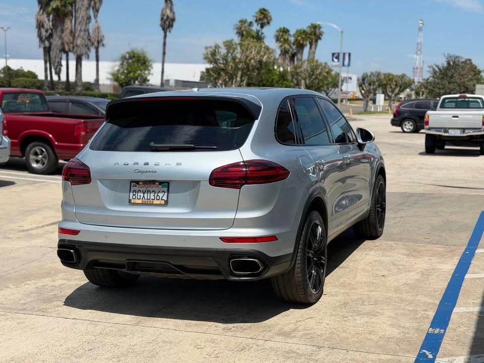 2016 Porsche 958 Cayenne - Image 10 of 20