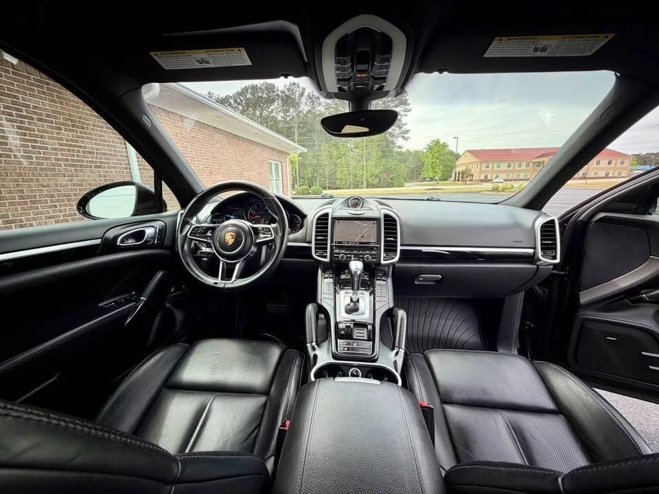 2016 Porsche 958 Cayenne - Image 14 of 18