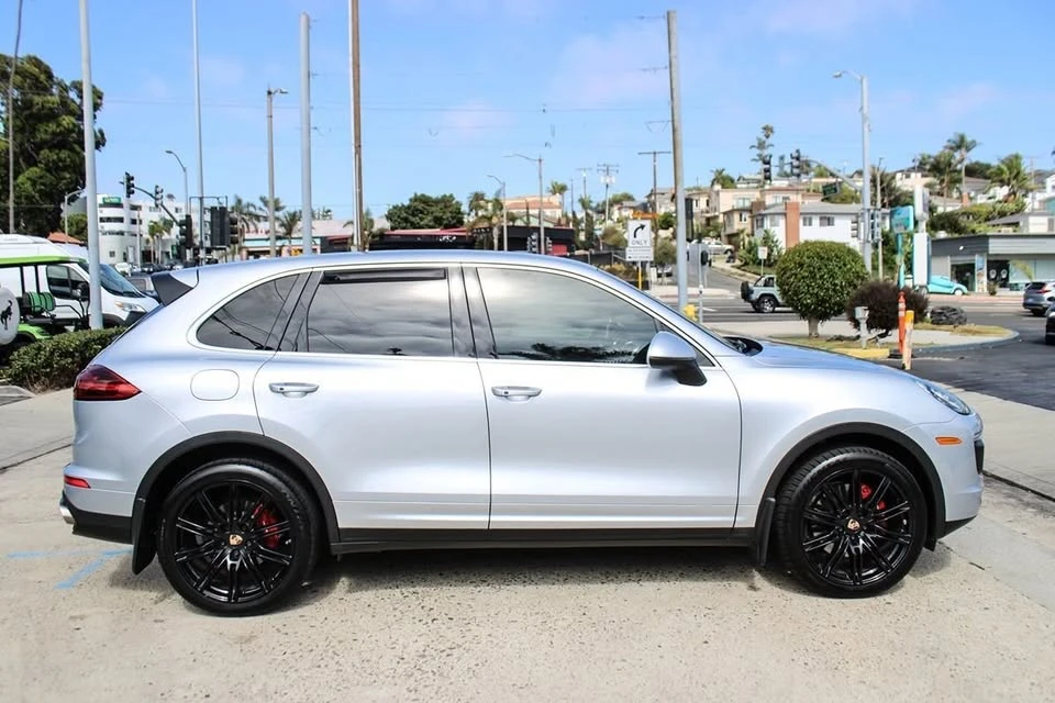 2016 Porsche 958 Cayenne - Image 7 of 20