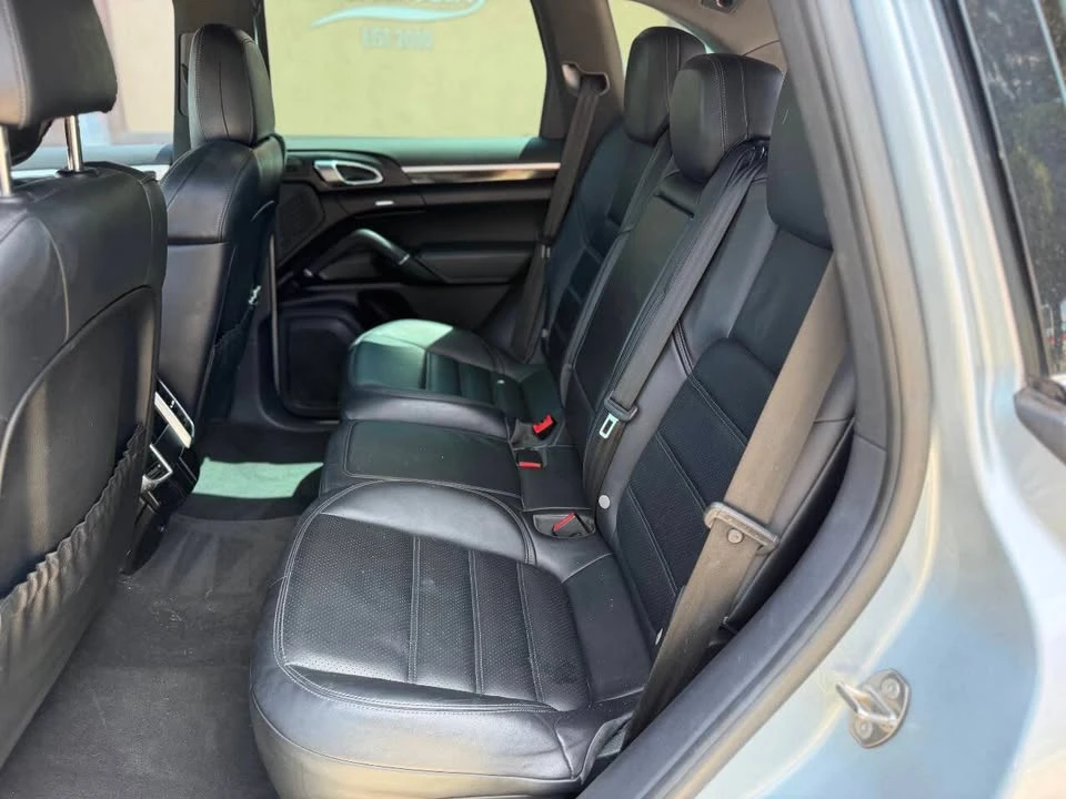 2016 Porsche 958 Cayenne - Image 14 of 20
