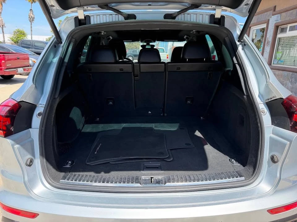 2016 Porsche 958 Cayenne - Image 19 of 20