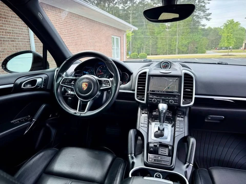 2016 Porsche 958 Cayenne - Image 15 of 18