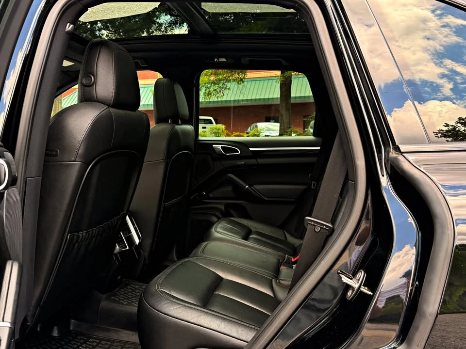 2016 Porsche 958 Cayenne - Image 8 of 19