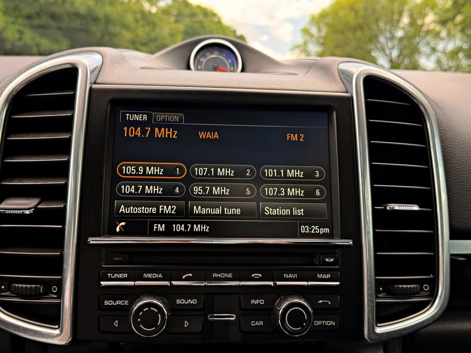 2016 Porsche 958 Cayenne - Image 17 of 19