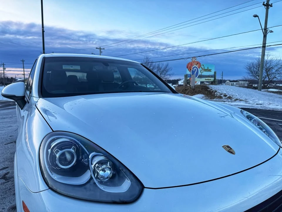 2016 Porsche 958 Cayenne - Image 2 of 14